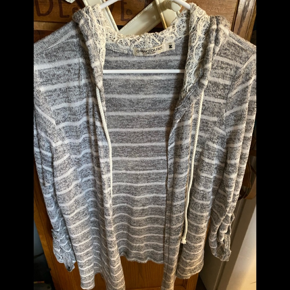 Women’s Lace Detail Knit Cardigan